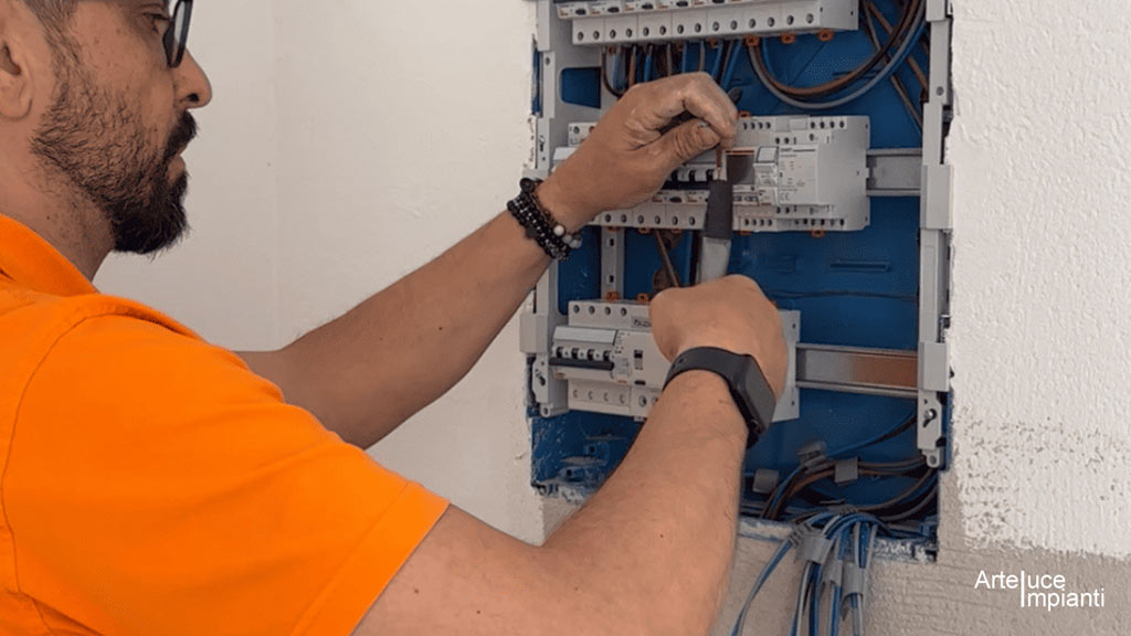 Quadro elettrico a norma | ARTELUCE IMPIANTI