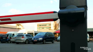 Sbarre automatiche e controllo accessi: tecnologie integrate per sicurezza ed efficienza | ARTELUCE IMPIANTI