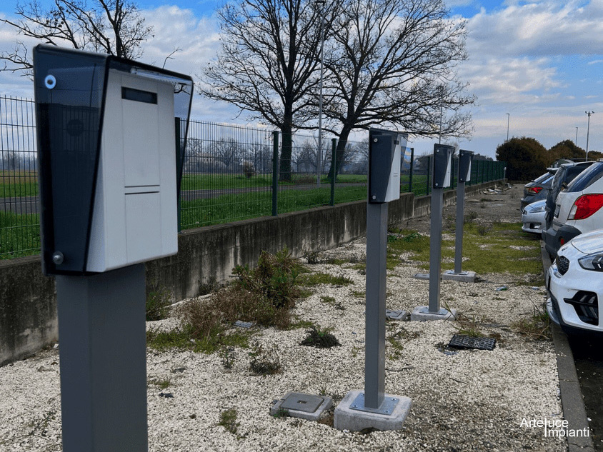 Mobilità sostenibile grazie alle stazioni di ricarica per veicoli elettrici | ARTELUCE IMPIANTI